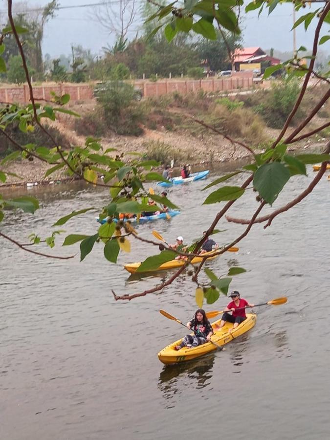 Riverside Garden Hostel Vang Vieng Exterior photo